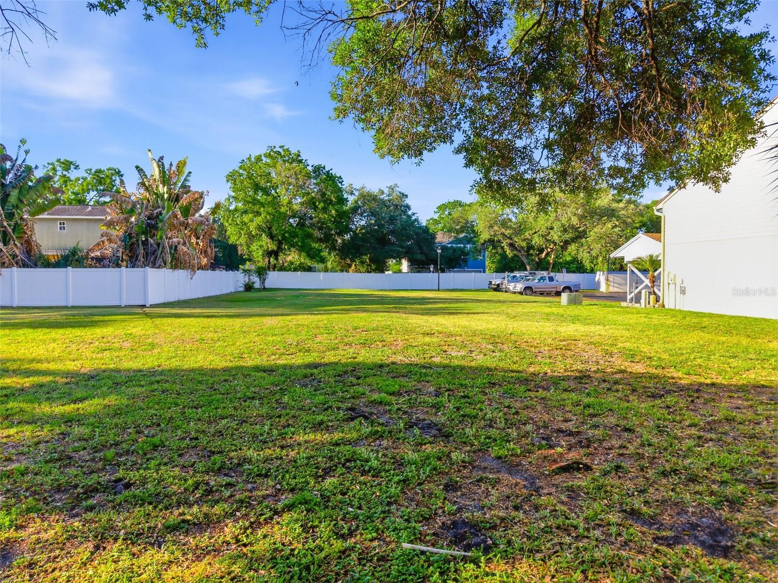 3348 W HIDDEN HAVEN CT, TAMPA, FL, 33607