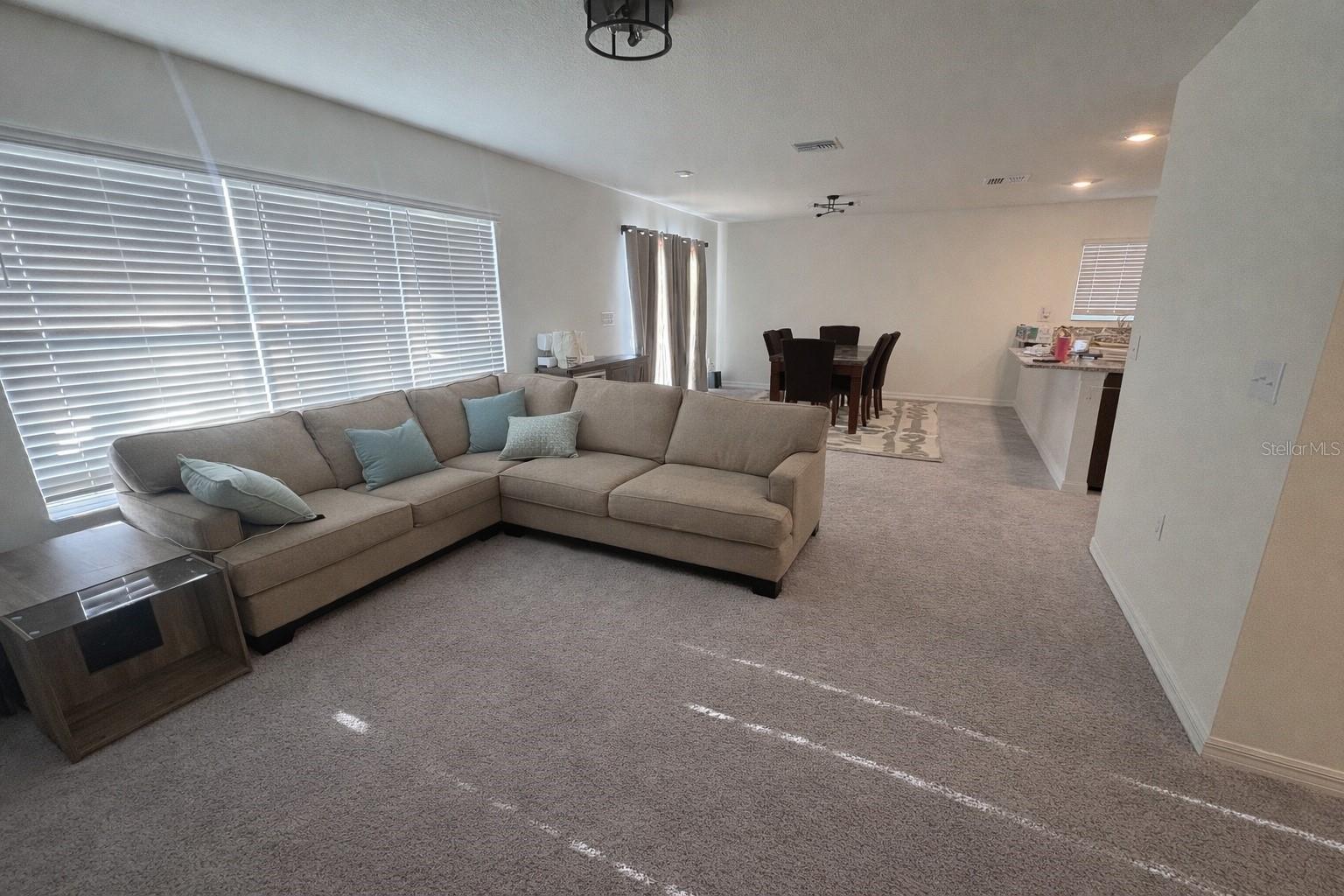 8328 WILDER PINES AVE, LAKELAND, FL, 33809