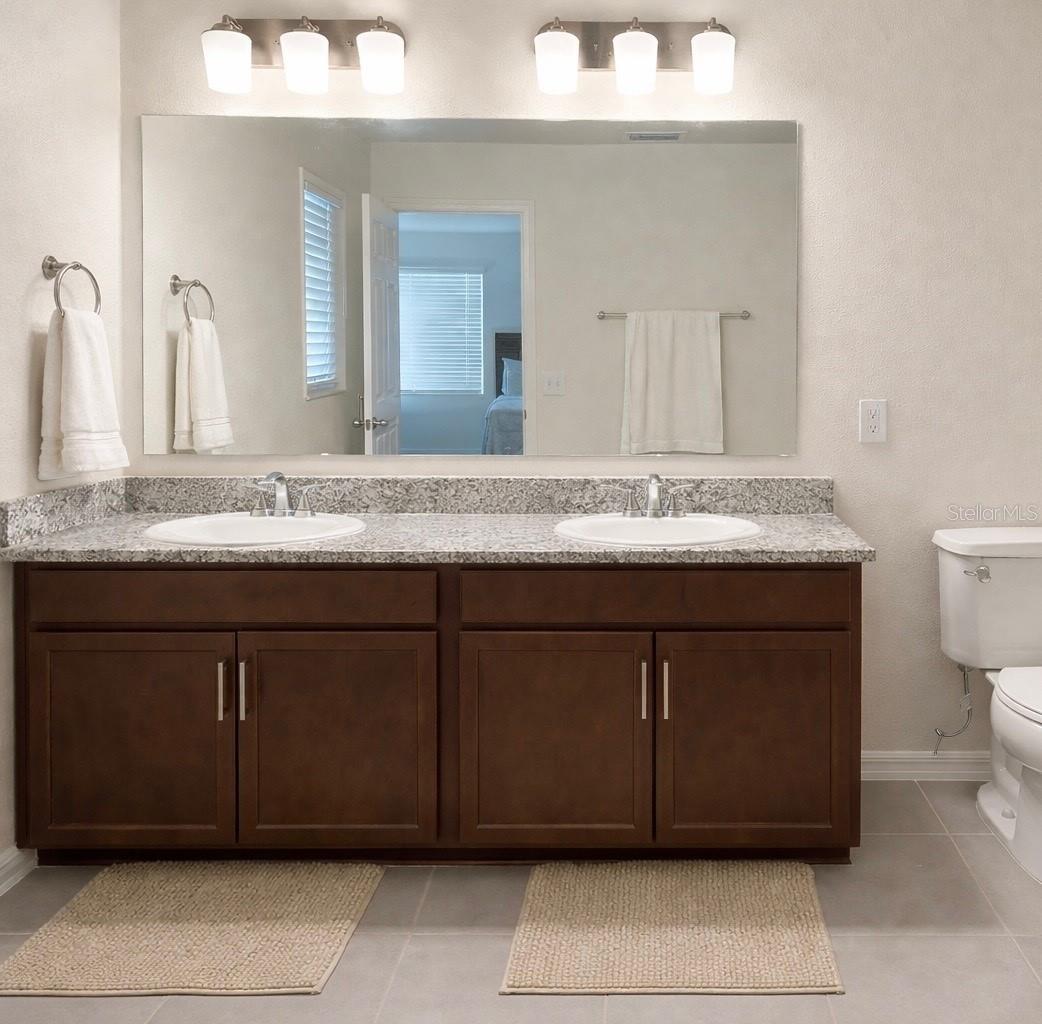 8328 WILDER PINES AVE, LAKELAND, FL, 33809