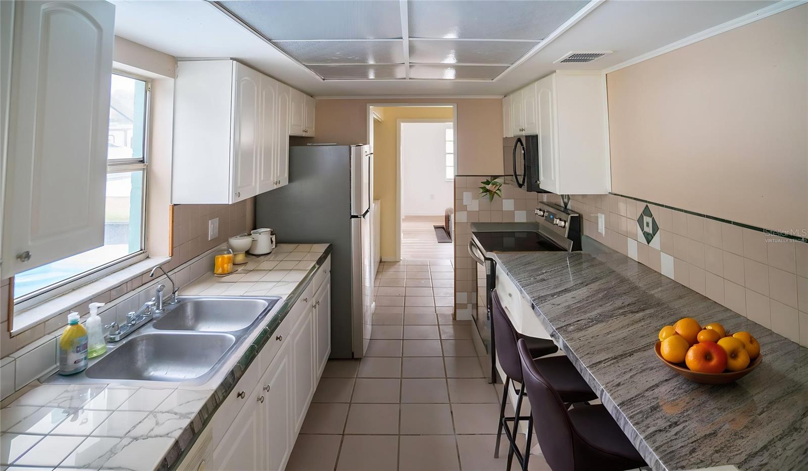 3320 LAS BRISAS DR, RIVERVIEW, FL, 33578