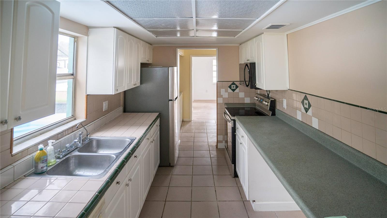 3320 LAS BRISAS DR, RIVERVIEW, FL, 33578