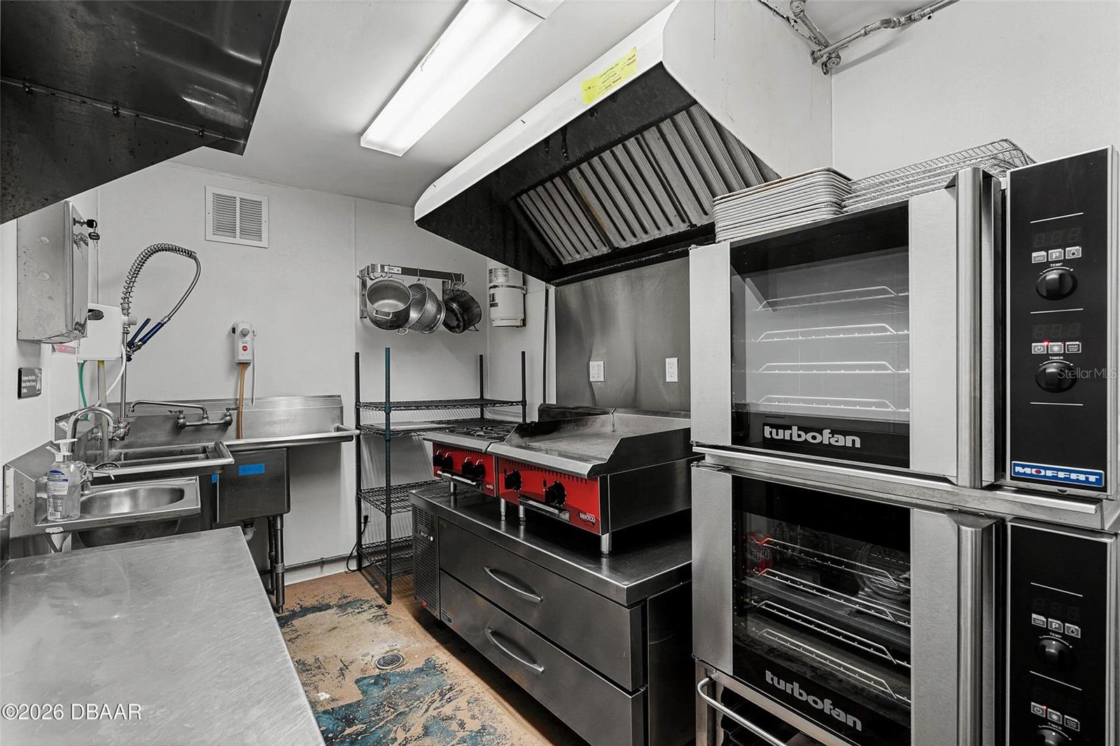 819 SR A1A HWY, NEW SMYRNA BEACH, FL, 32169