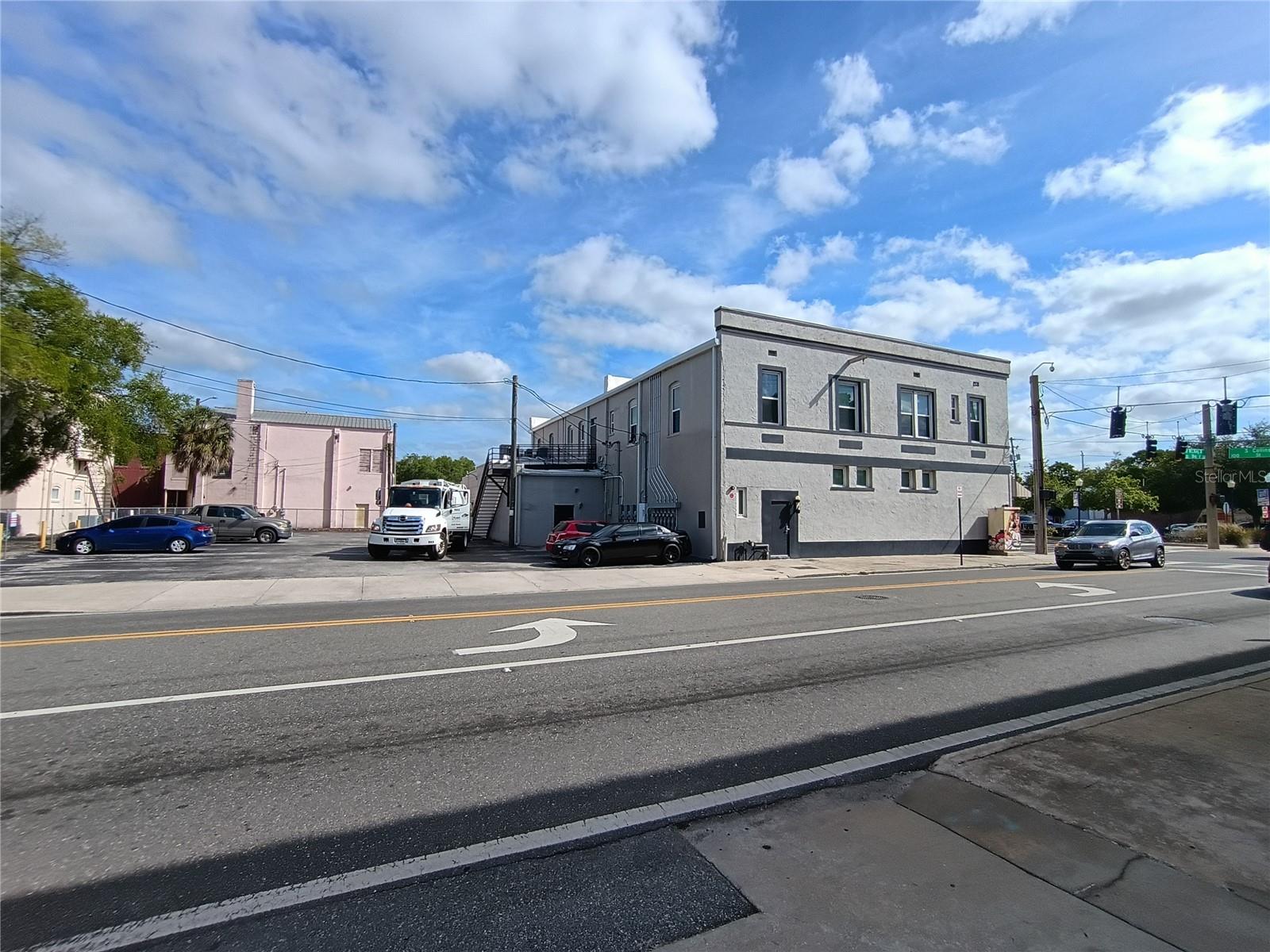 111 S COLLINS ST, PLANT CITY, FL, 33563