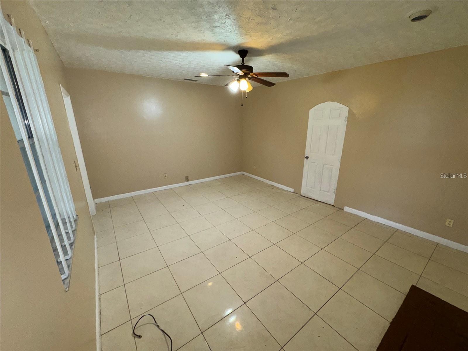 3011 E FLORA ST, TAMPA, FL, 33610