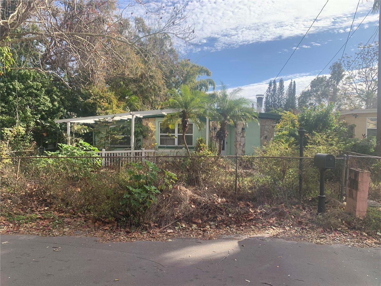 5853 39TH ST N, ST PETERSBURG, FL, 33714