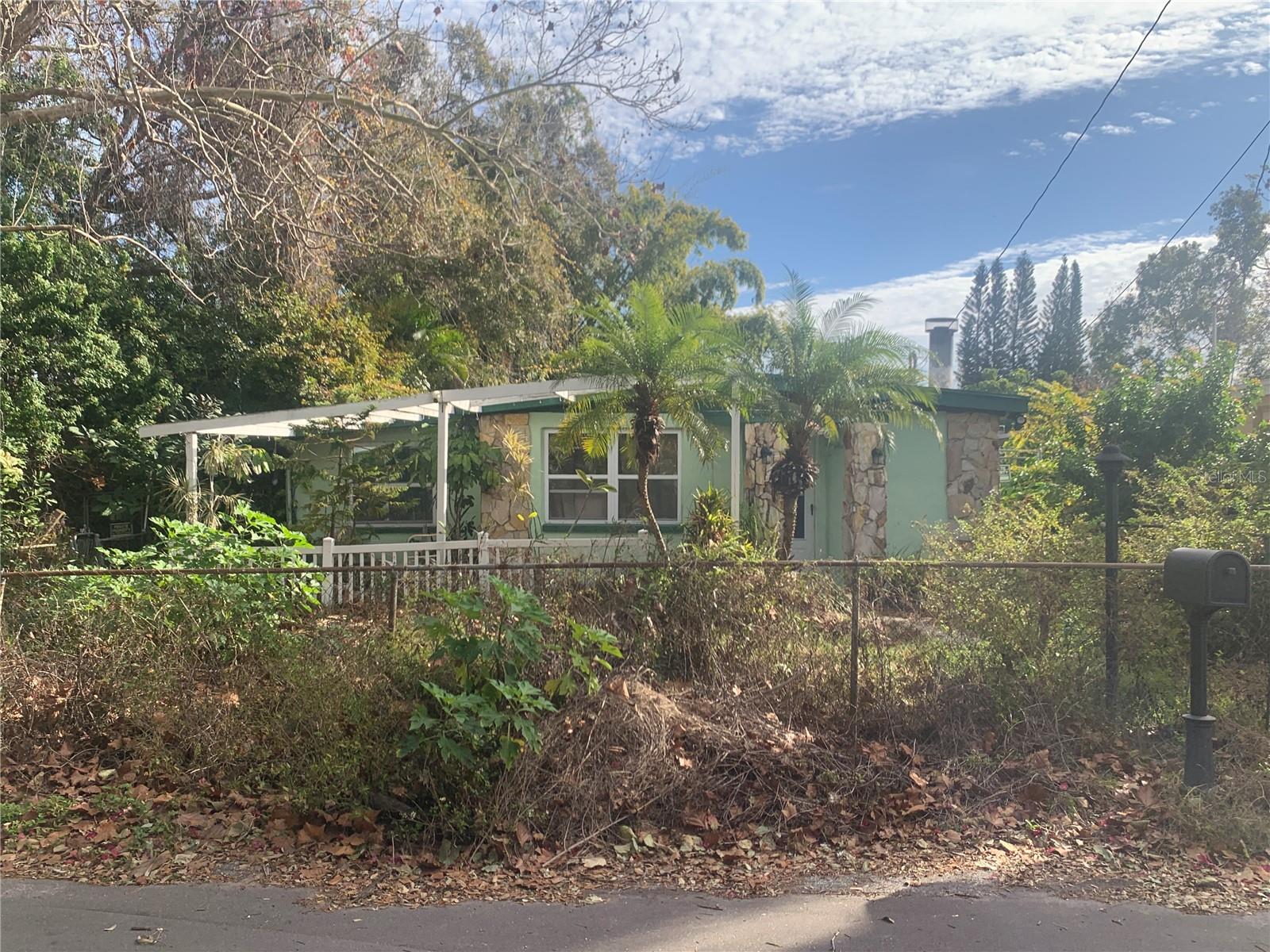 5853 39TH ST N, ST PETERSBURG, FL, 33714