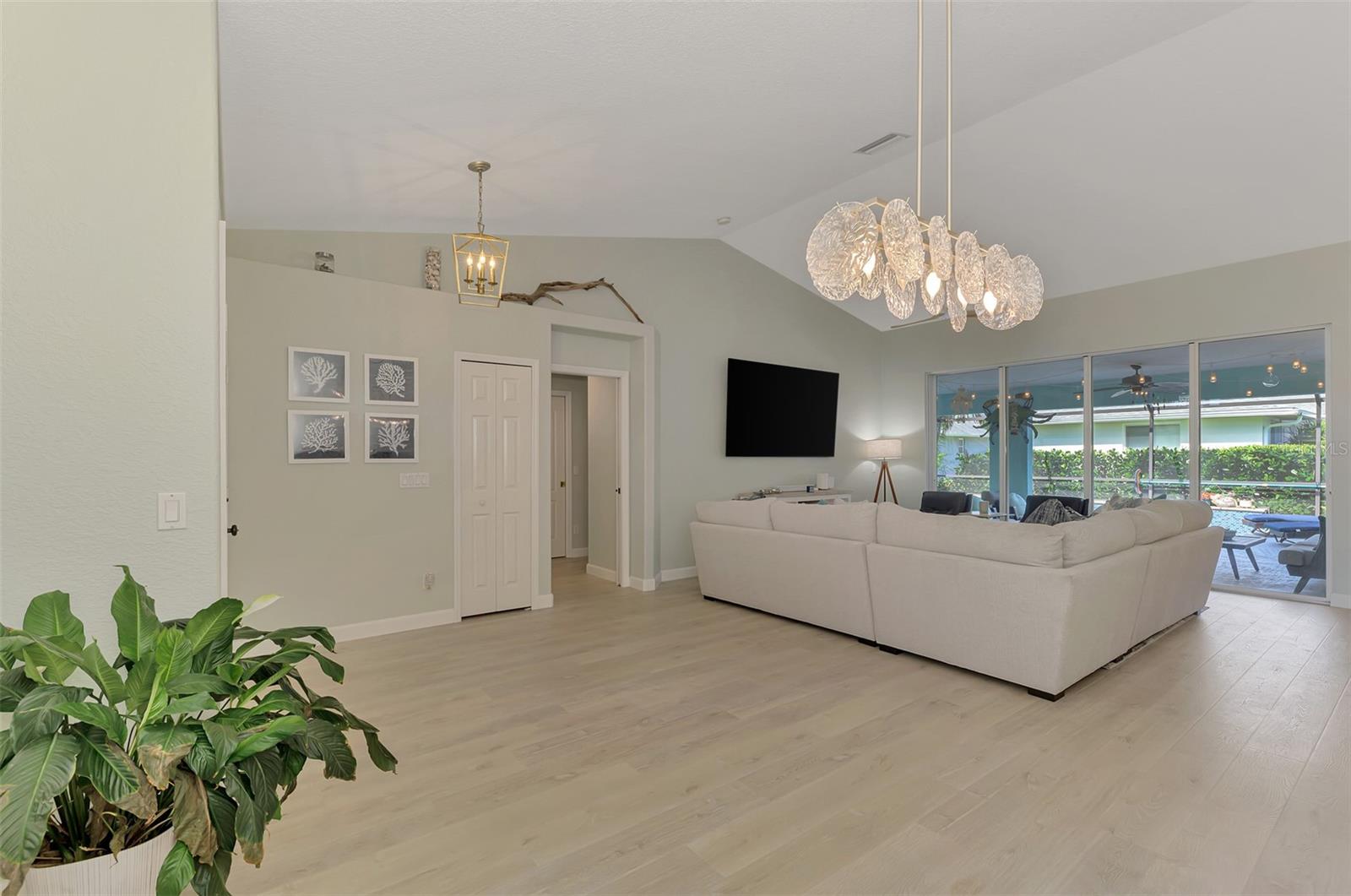 5832 CLEVELAND RD, VENICE, FL, 34293