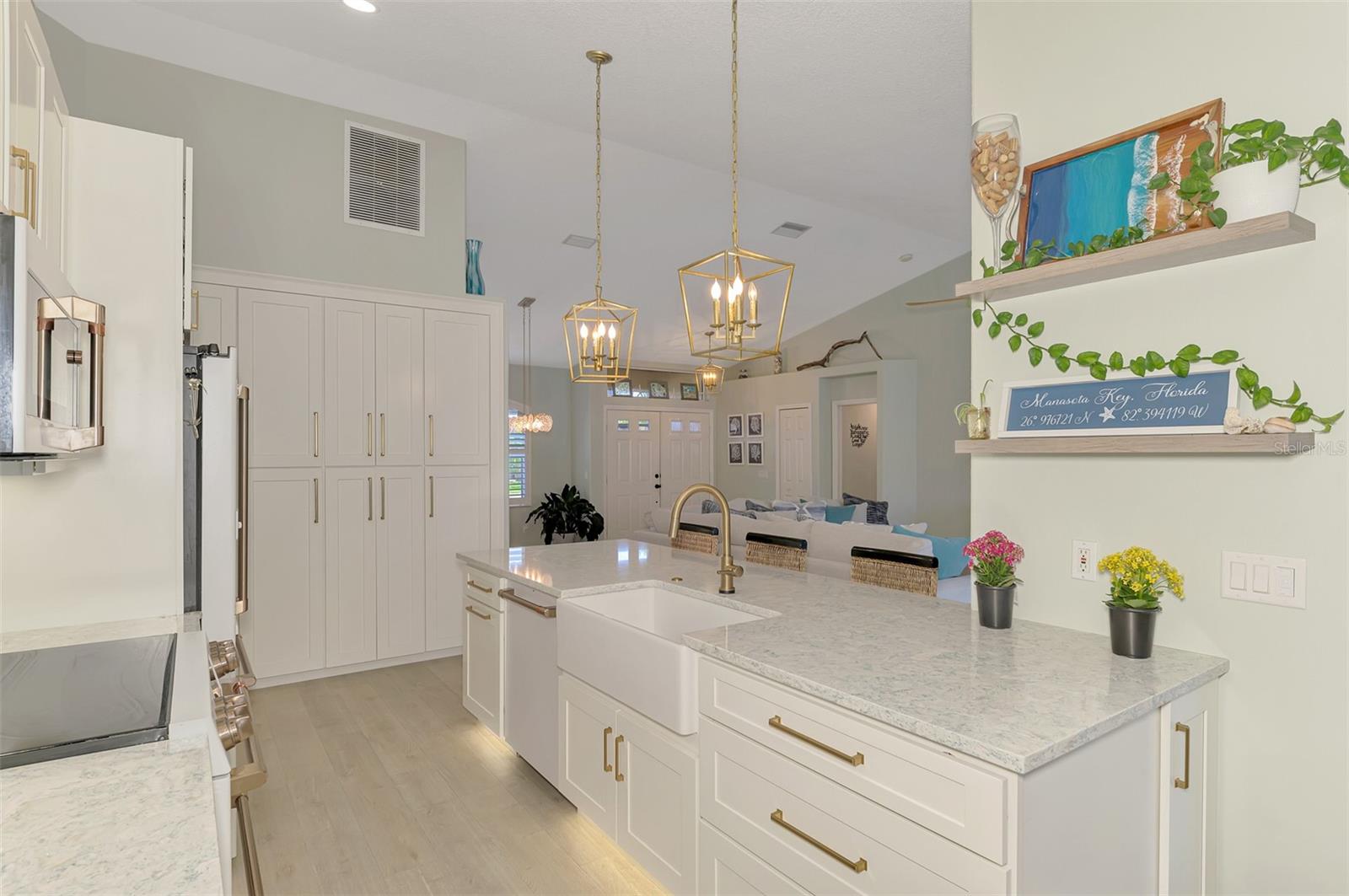 5832 CLEVELAND RD, VENICE, FL, 34293