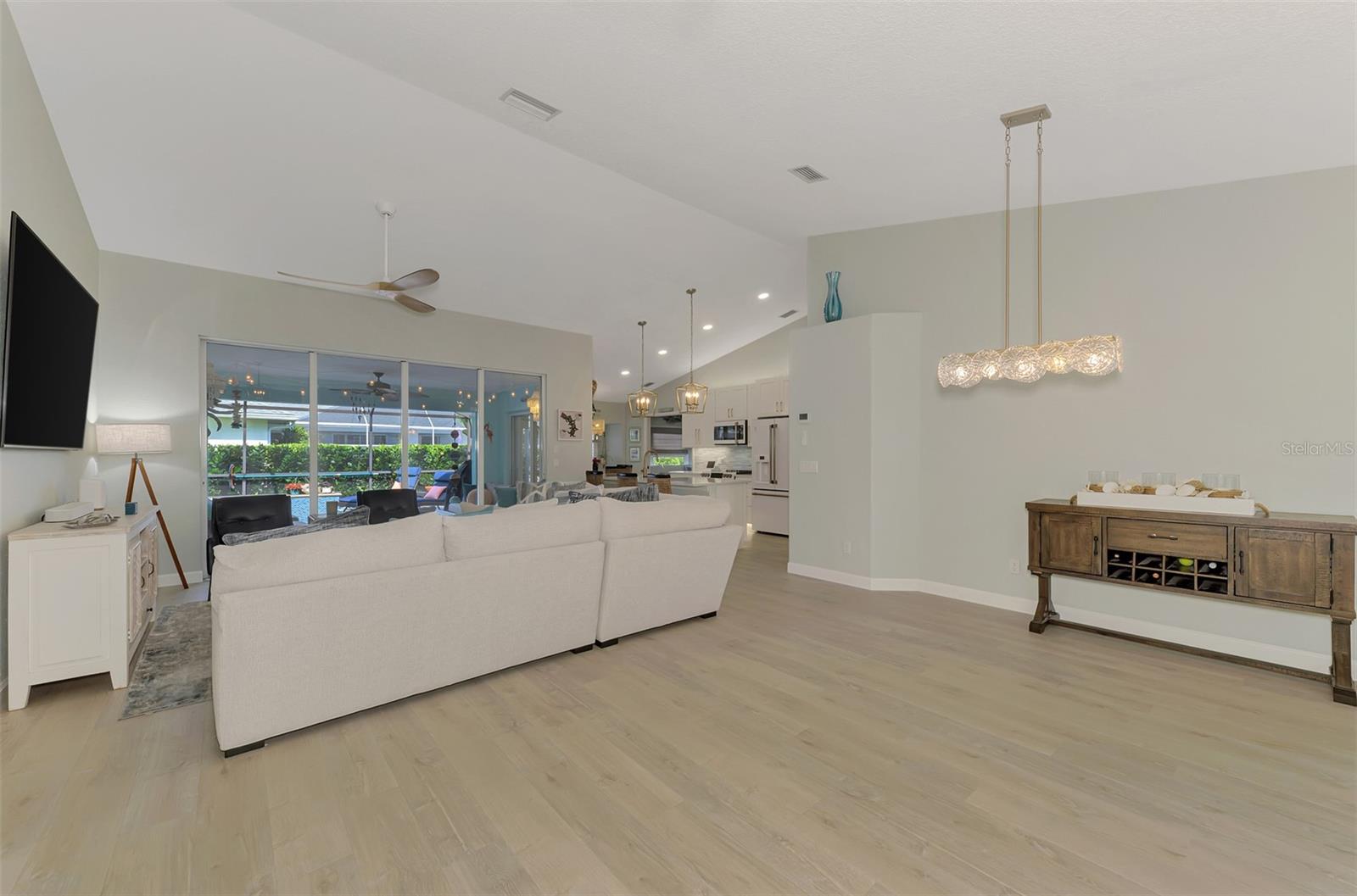 5832 CLEVELAND RD, VENICE, FL, 34293