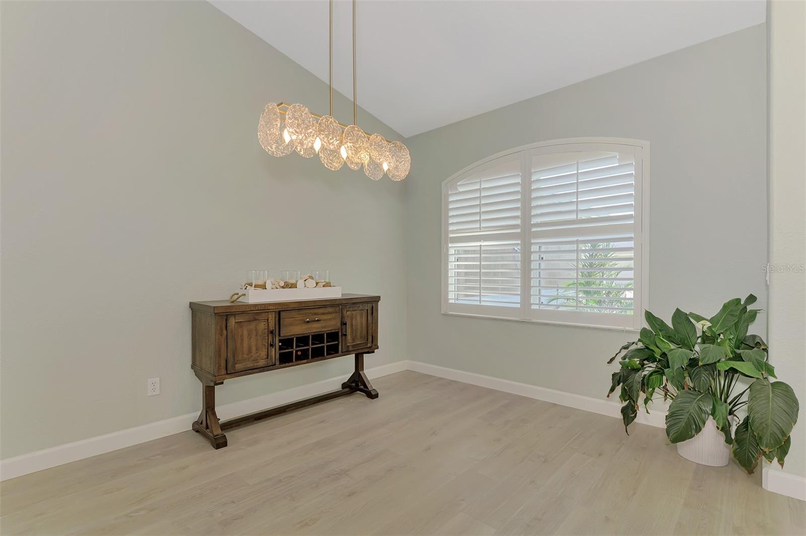 5832 CLEVELAND RD, VENICE, FL, 34293