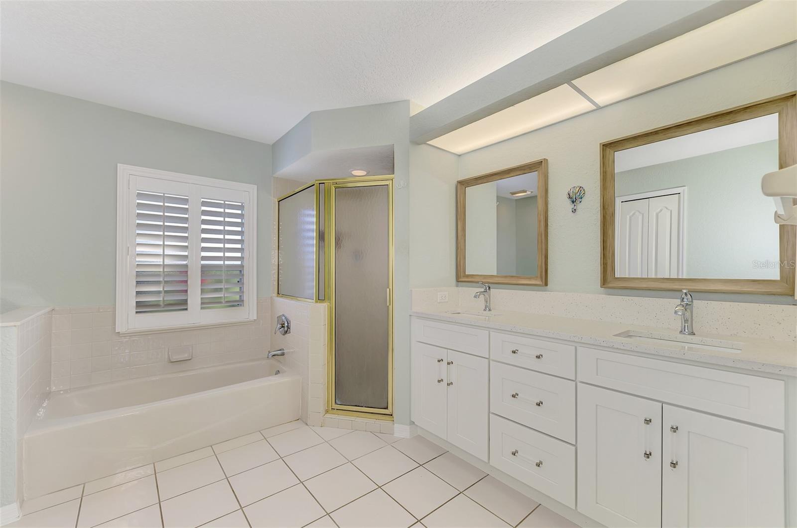 5832 CLEVELAND RD, VENICE, FL, 34293