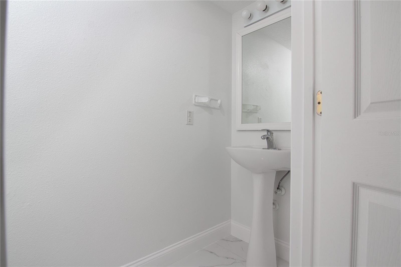 2301 EL MARRA DR, OCOEE, FL, 34761