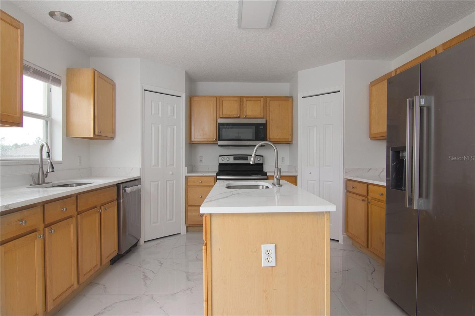 2301 EL MARRA DR, OCOEE, FL, 34761