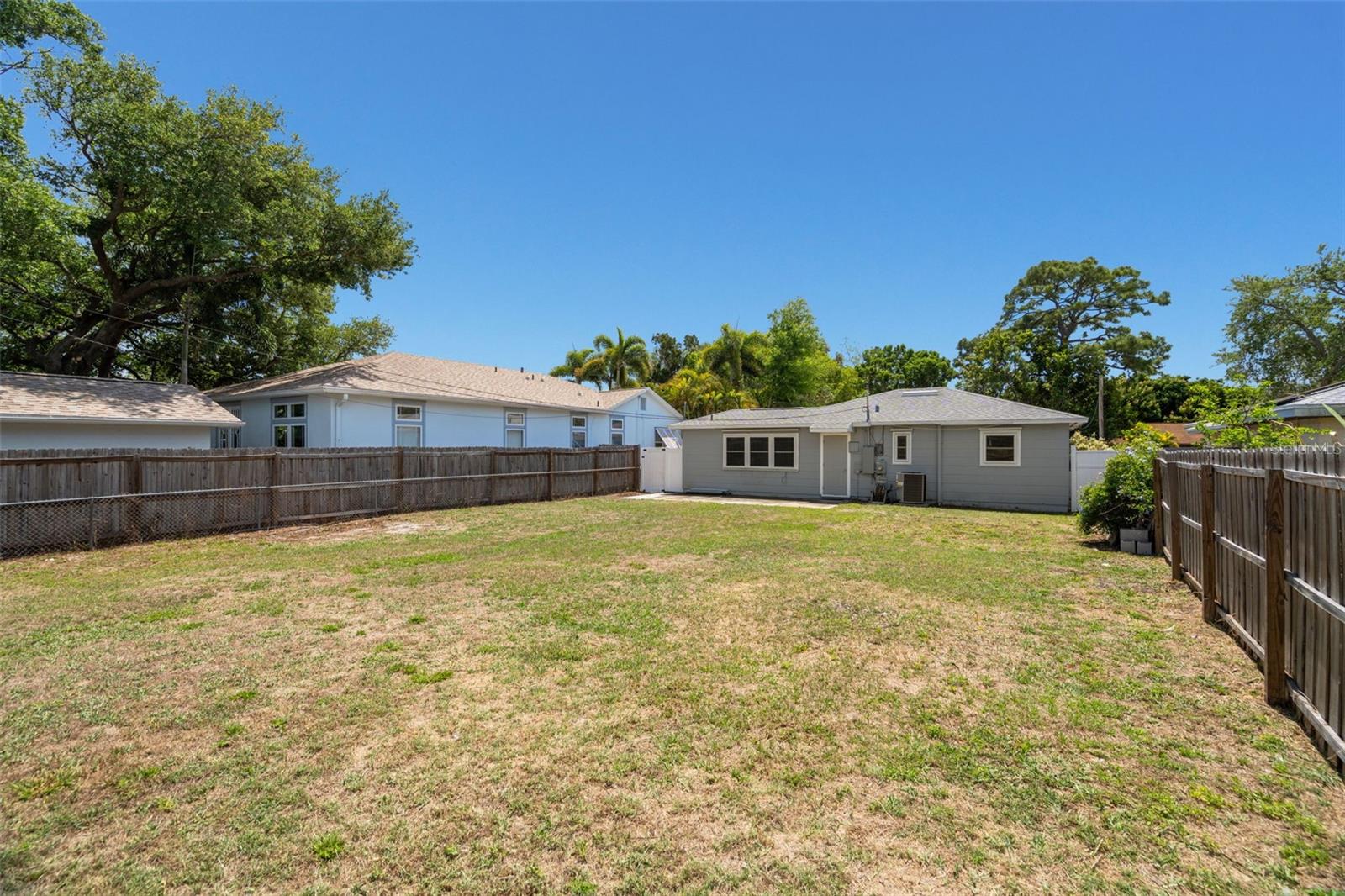 2835 11TH AVE N, ST PETERSBURG, FL, 33713