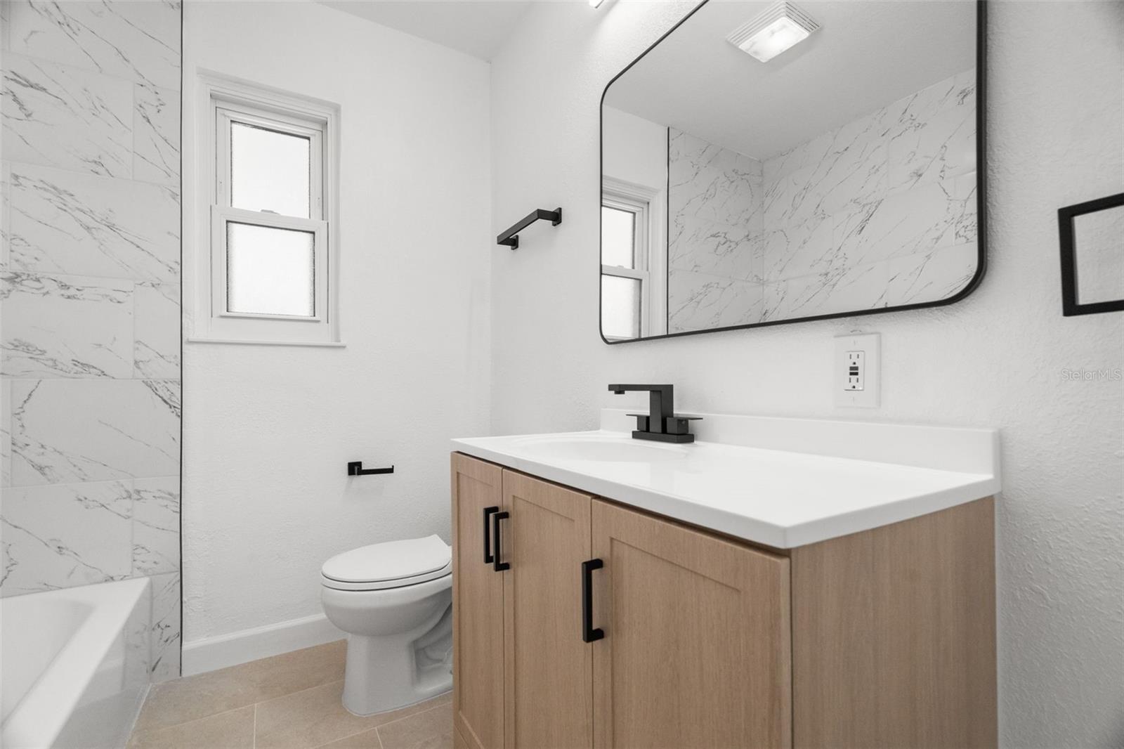 2835 11TH AVE N, ST PETERSBURG, FL, 33713