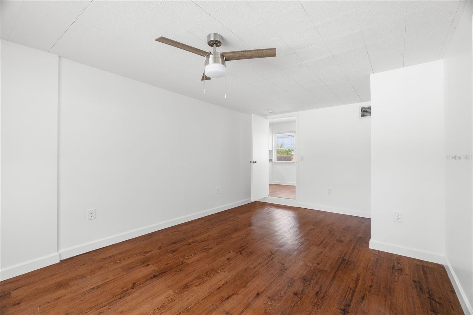 2835 11TH AVE N, ST PETERSBURG, FL, 33713