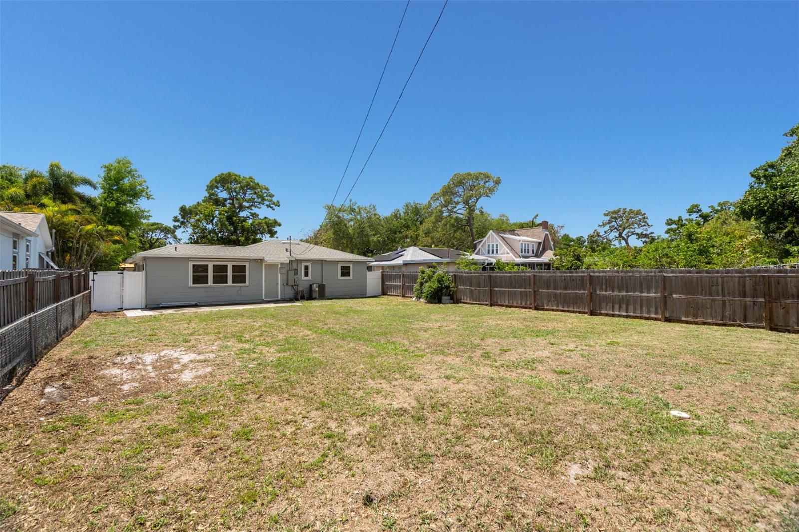 2835 11TH AVE N, ST PETERSBURG, FL, 33713