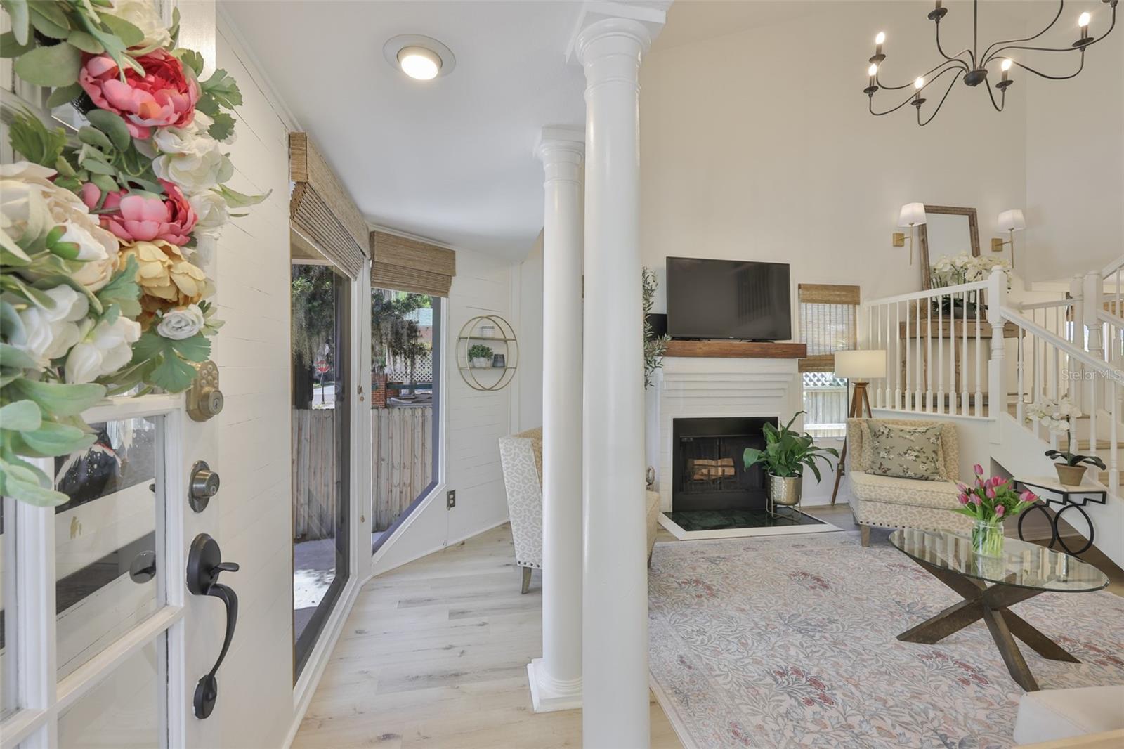1615 W WATROUS AVE, TAMPA, FL, 33606