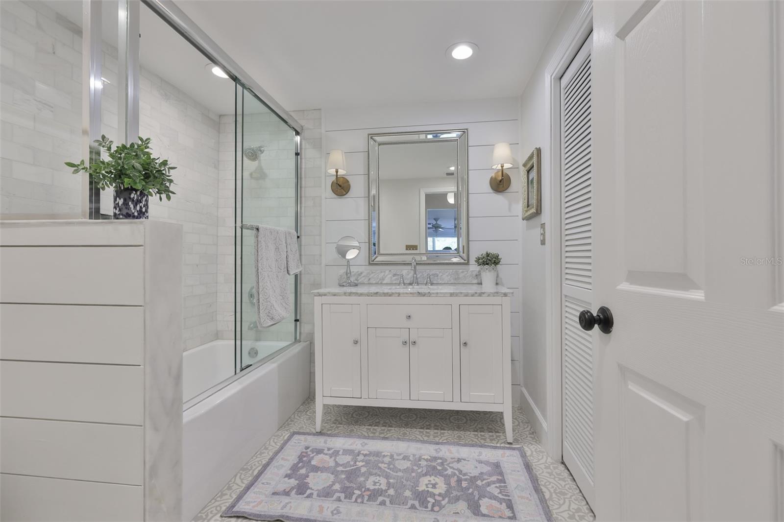 1615 W WATROUS AVE, TAMPA, FL, 33606