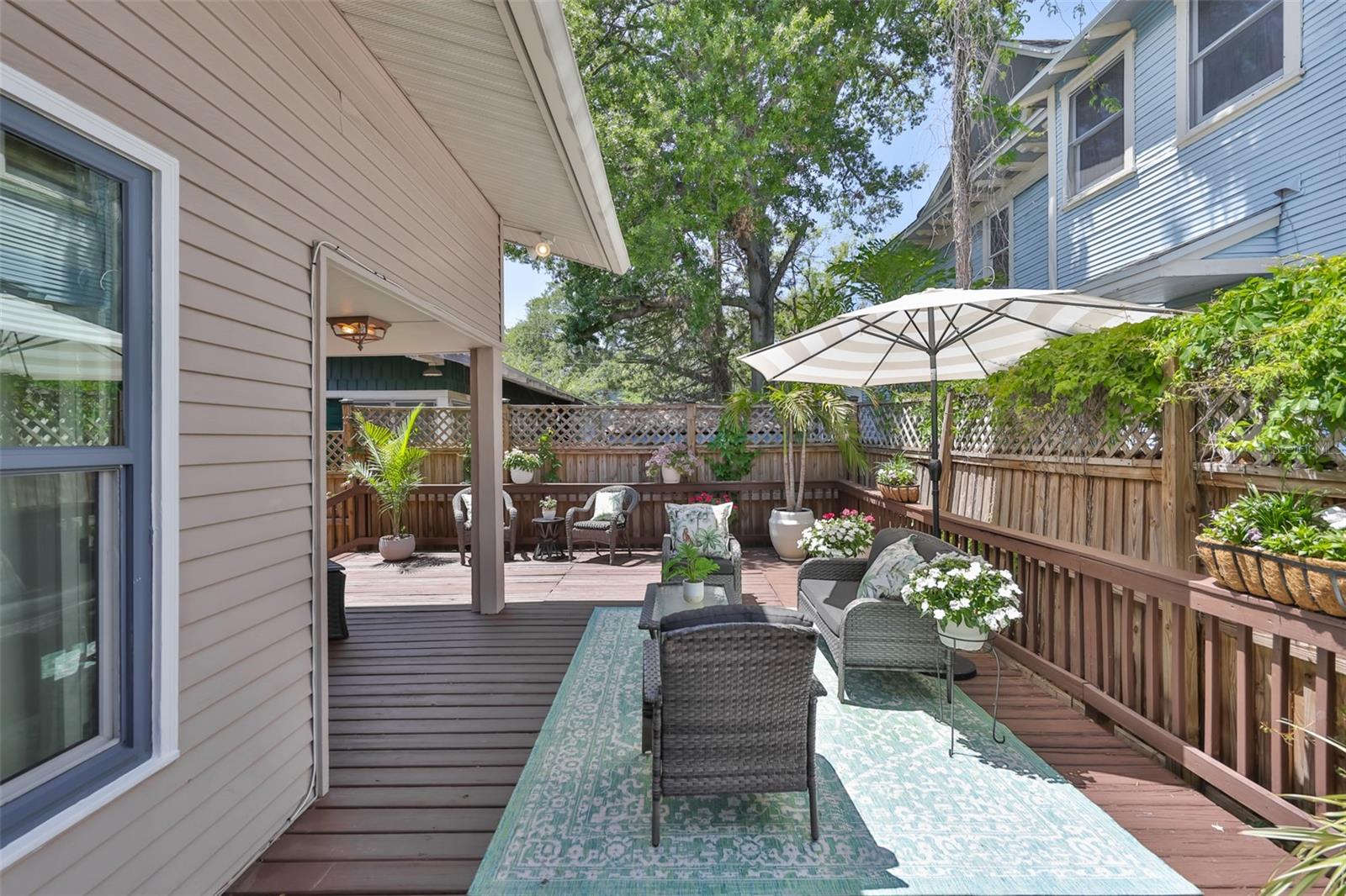 1615 W WATROUS AVE, TAMPA, FL, 33606