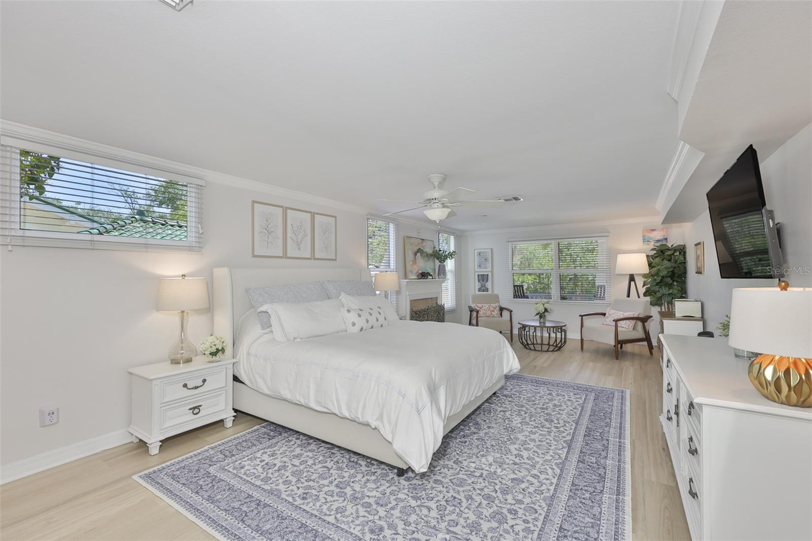 1615 W WATROUS AVE, TAMPA, FL, 33606