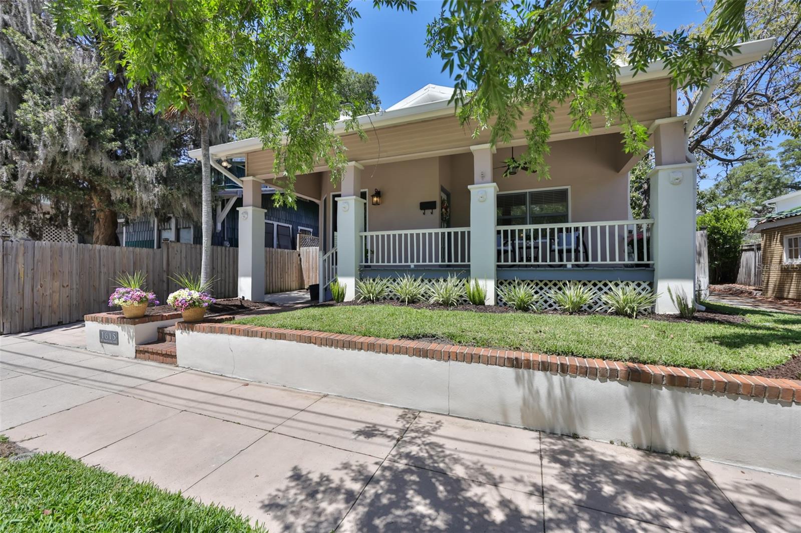 1615 W WATROUS AVE, TAMPA, FL, 33606