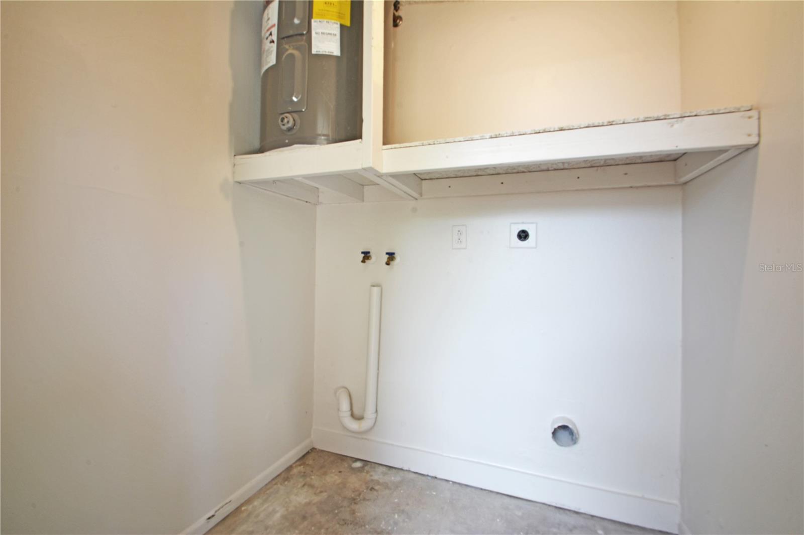 620 PENT ST, TARPON SPRINGS, FL, 34689