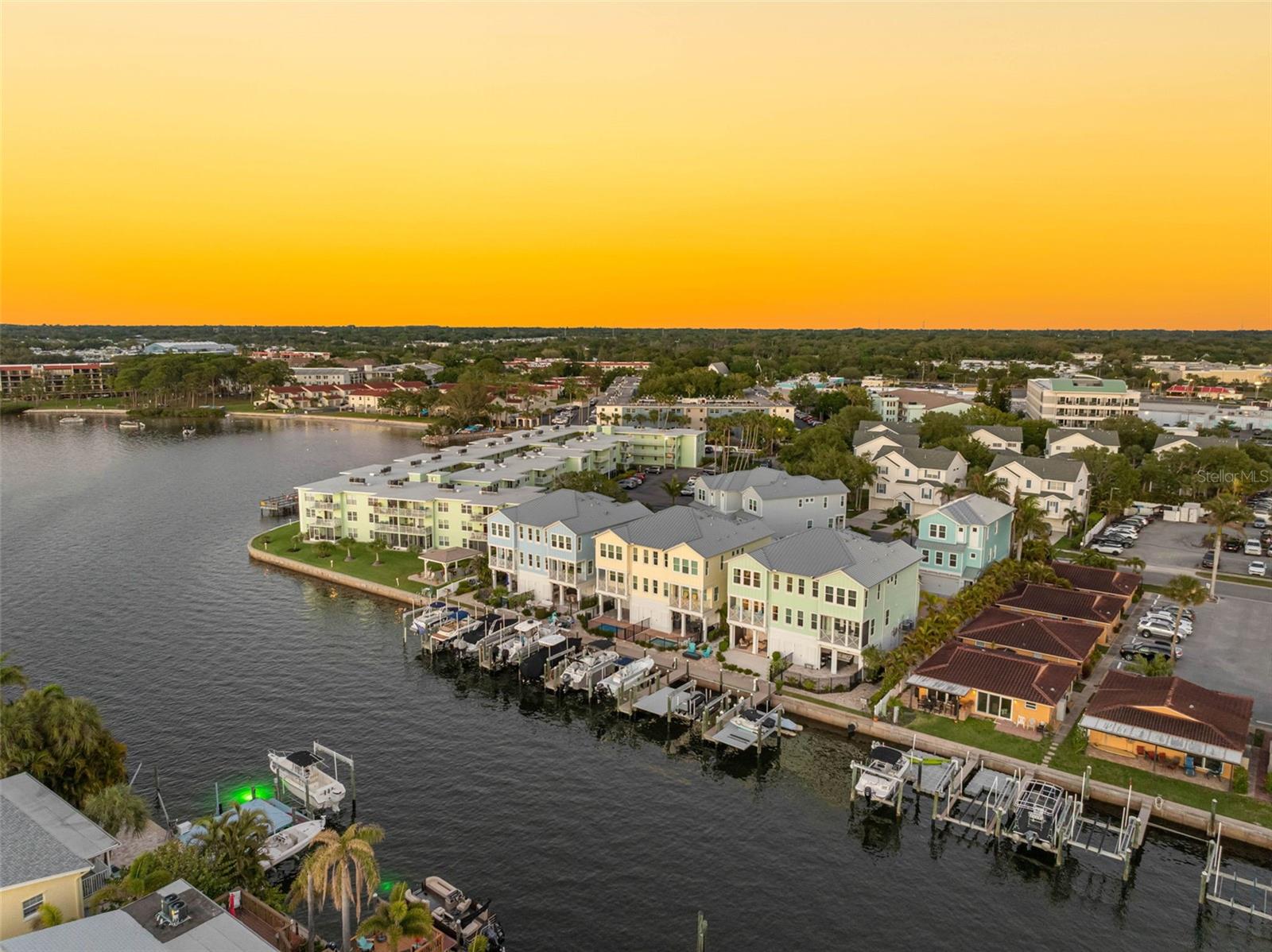 604 SEA CT, DUNEDIN, FL, 34698