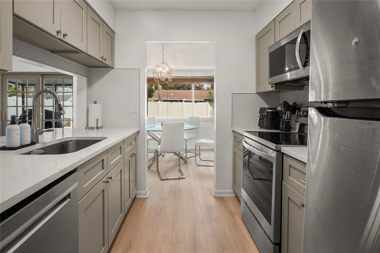 2316 FULTON WAY, LARGO, FL, 33774