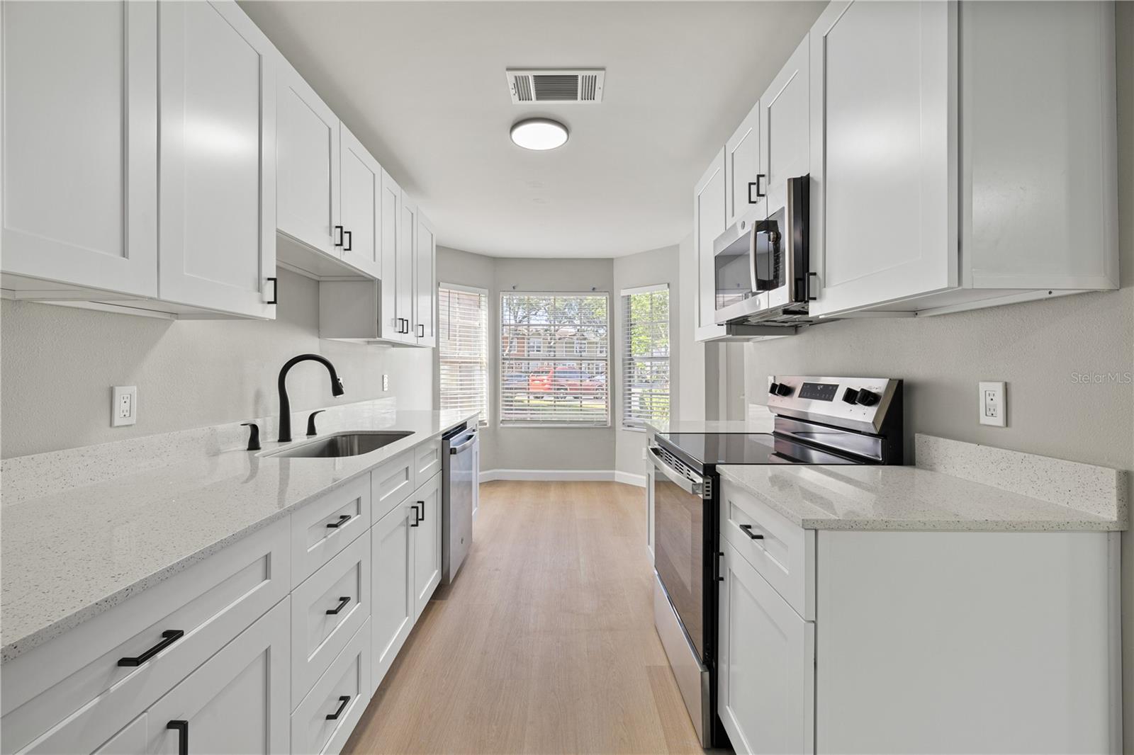 2054 WATERLEAF ST, ORLANDO, FL, 32837