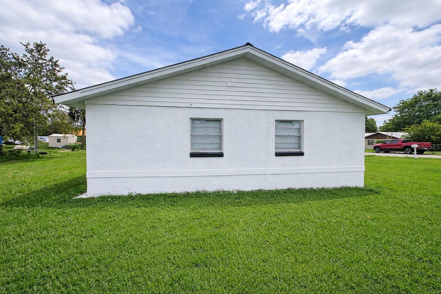 1004 BOOKER AVE, SEBRING, FL, 33870