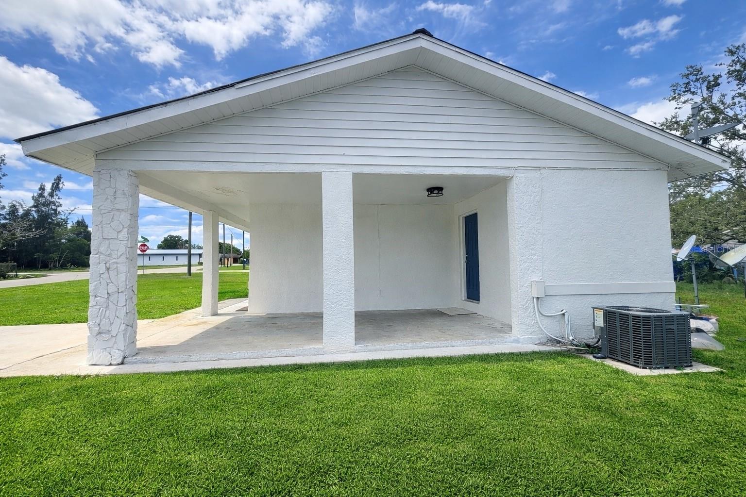 1004 BOOKER AVE, SEBRING, FL, 33870