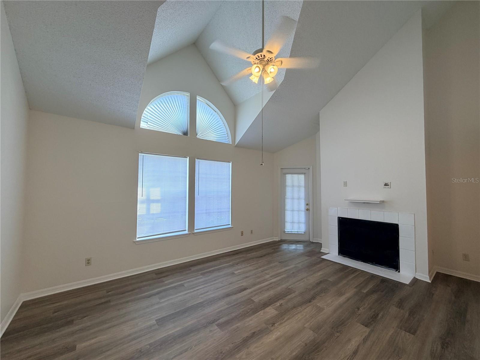 6184 WESTGATE DR #204, ORLANDO, FL, 32835