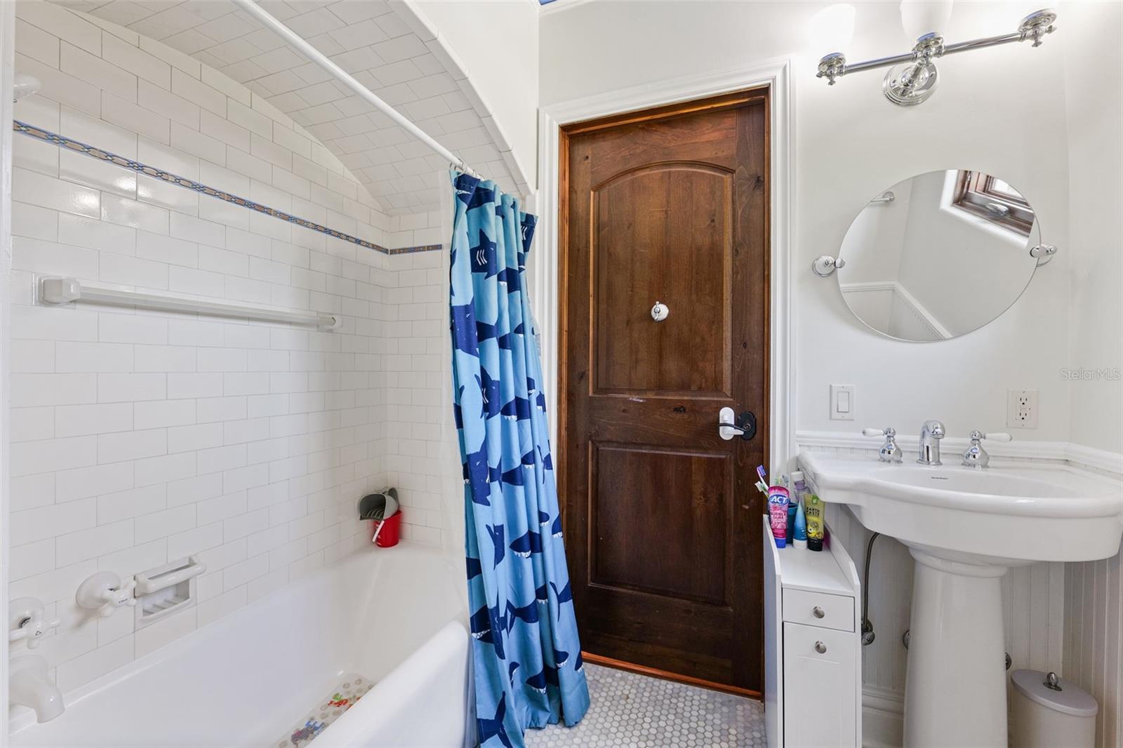 4555 W SWANN AVE, TAMPA, FL, 33609