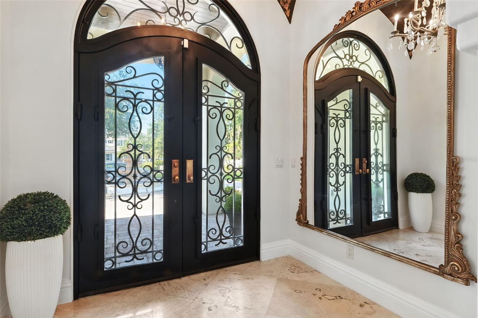 4555 W SWANN AVE, TAMPA, FL, 33609