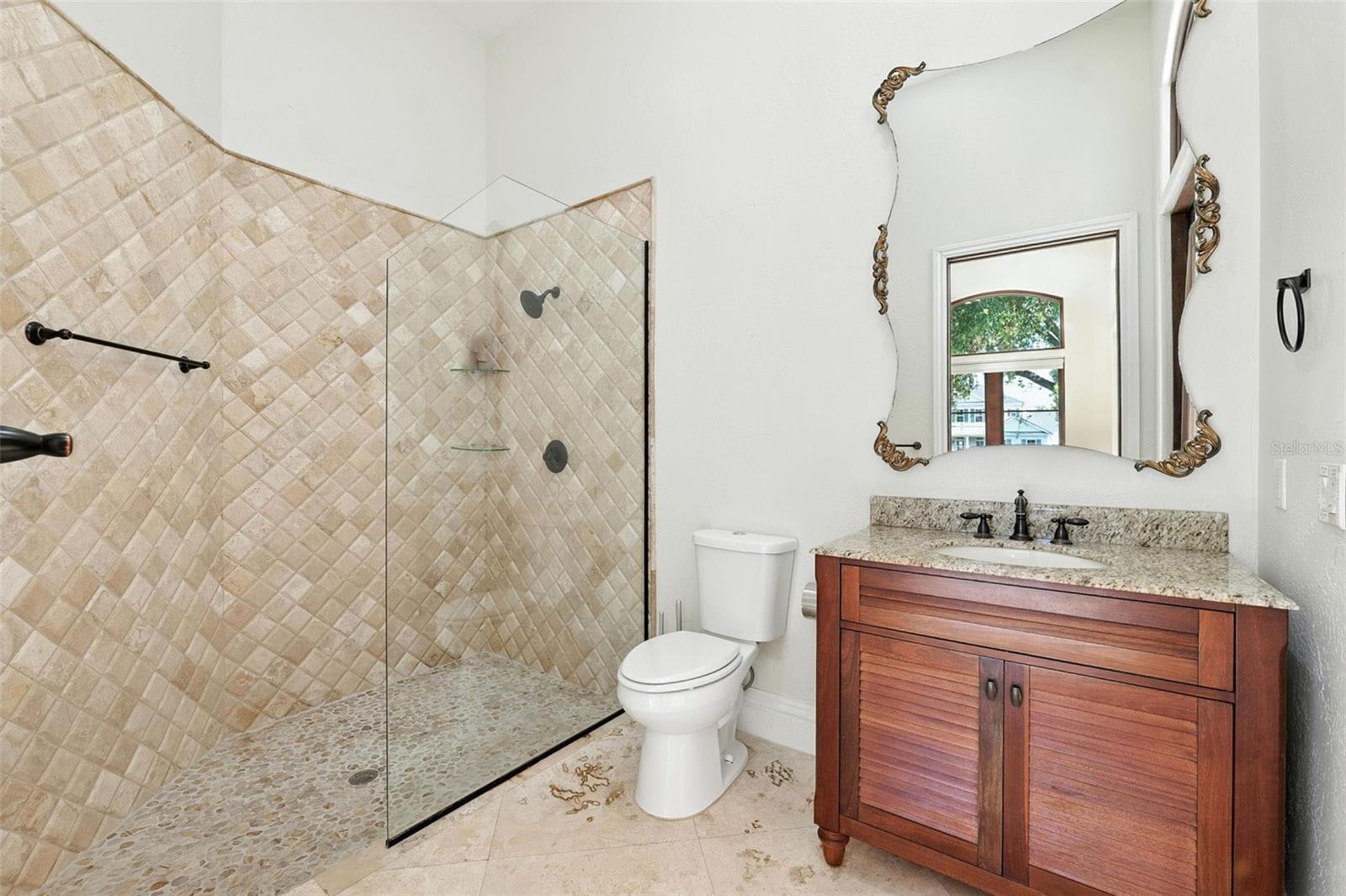 4555 W SWANN AVE, TAMPA, FL, 33609