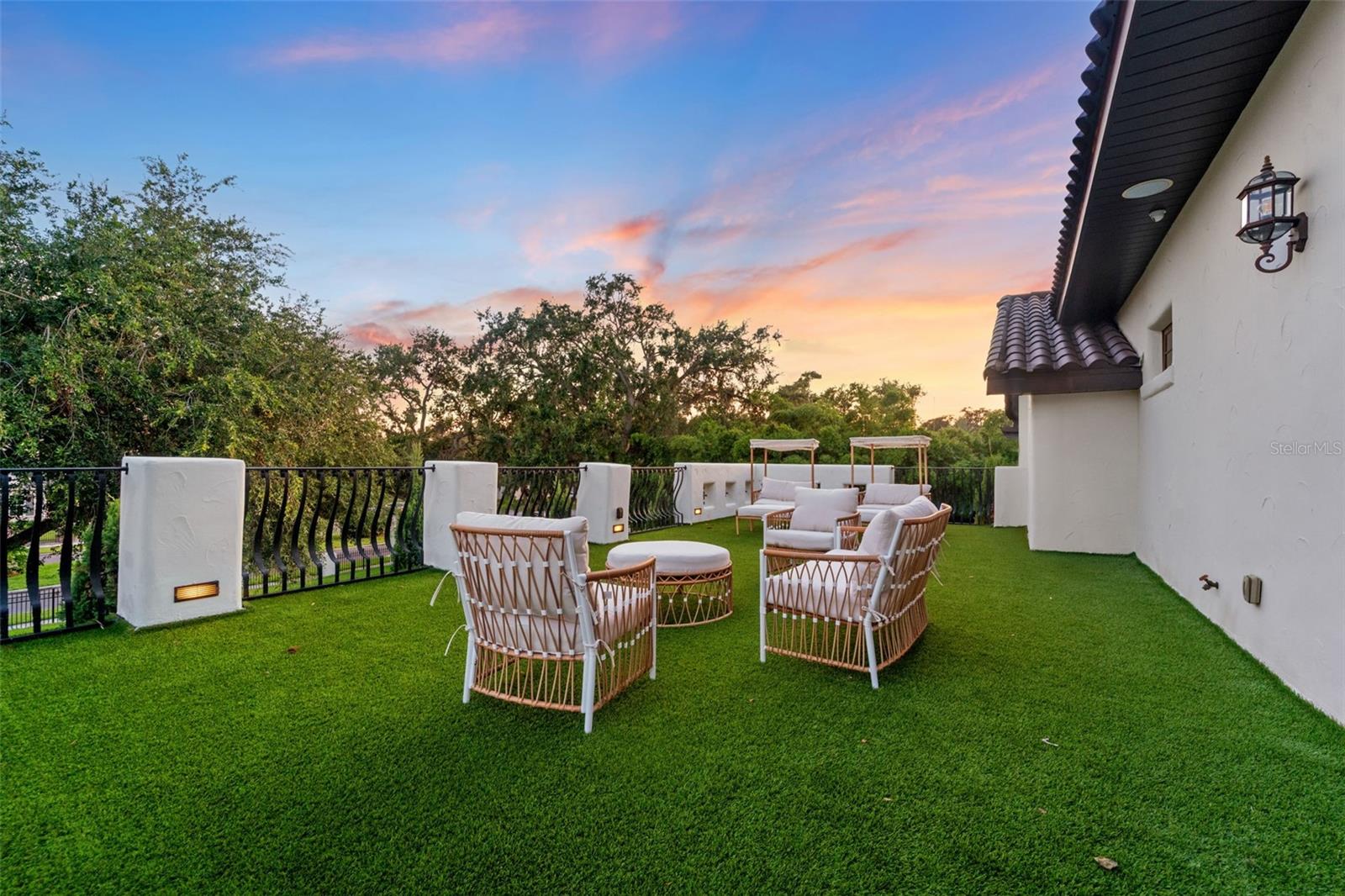 4555 W SWANN AVE, TAMPA, FL, 33609