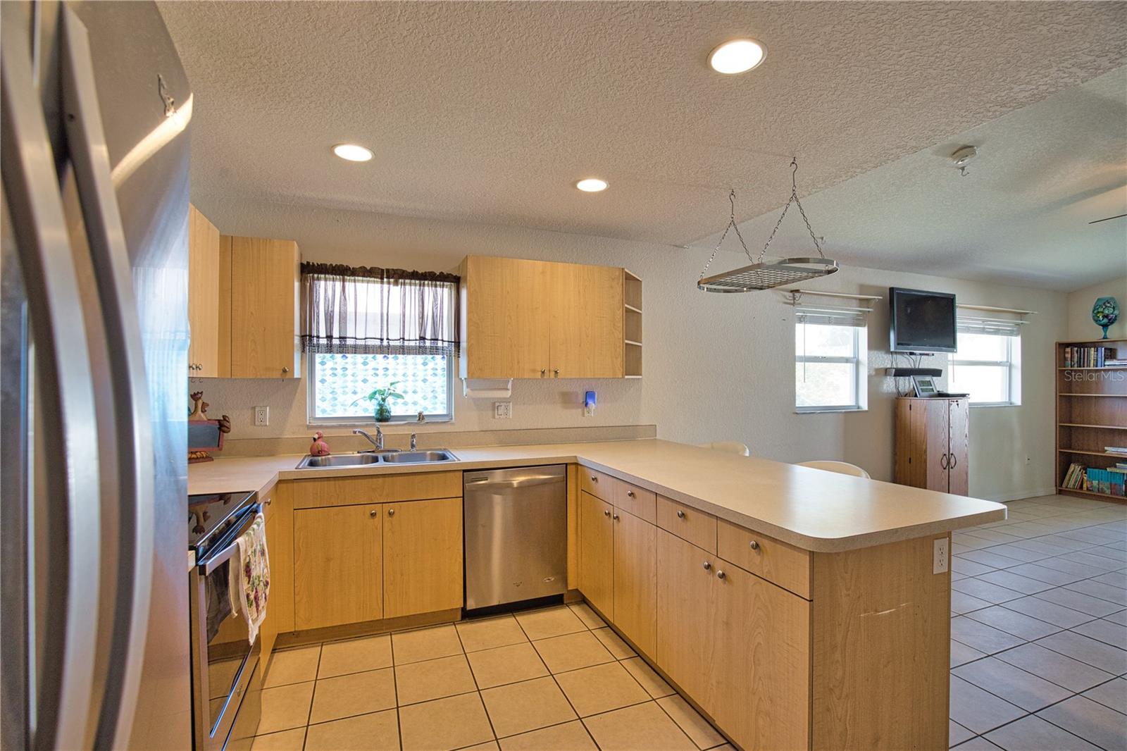 405 RAVENNA ST N, NOKOMIS, FL, 34275