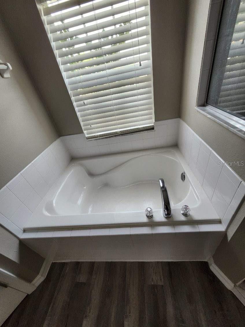 2617 ATHENS DR, LEESBURG, FL, 34748