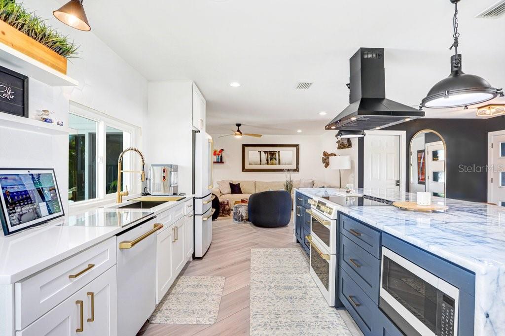 3926 VENETIAN WAY, TAMPA, FL, 33634