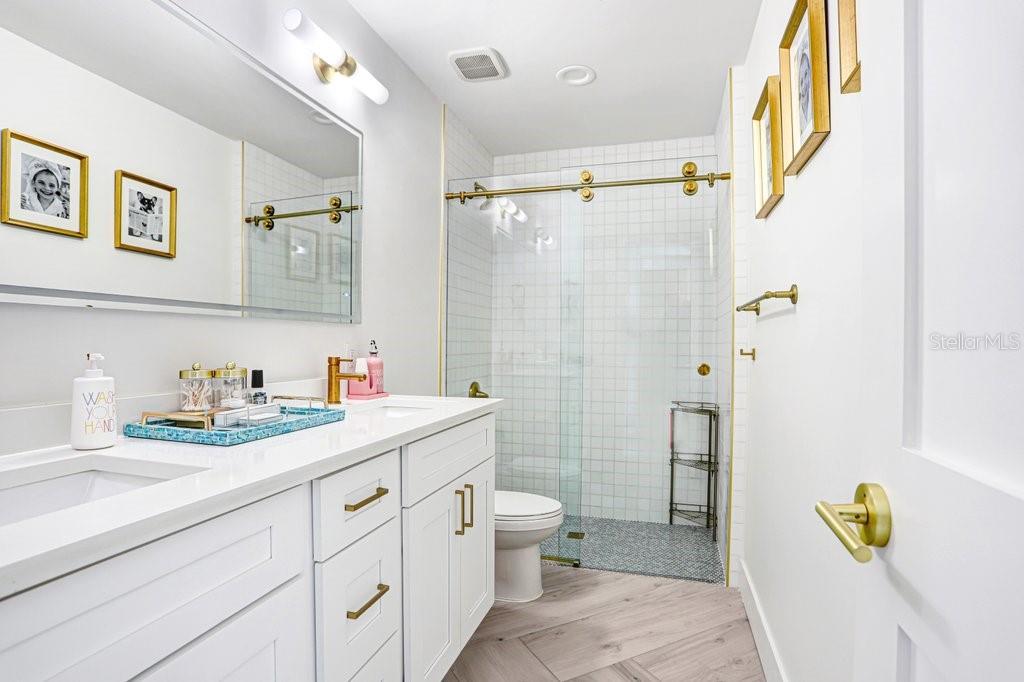 3926 VENETIAN WAY, TAMPA, FL, 33634