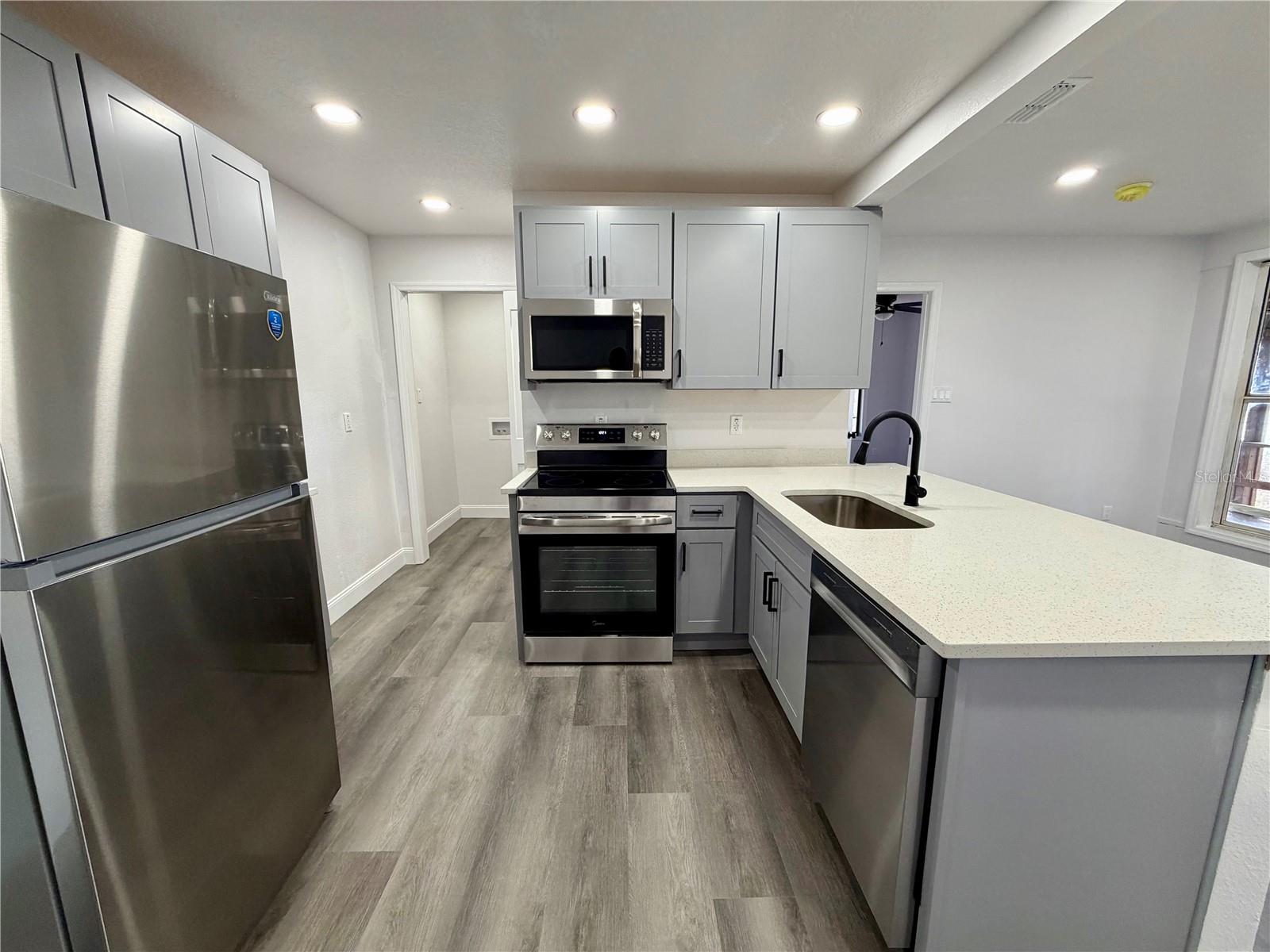 15945 VILLA CITY RD, GROVELAND, FL, 34736