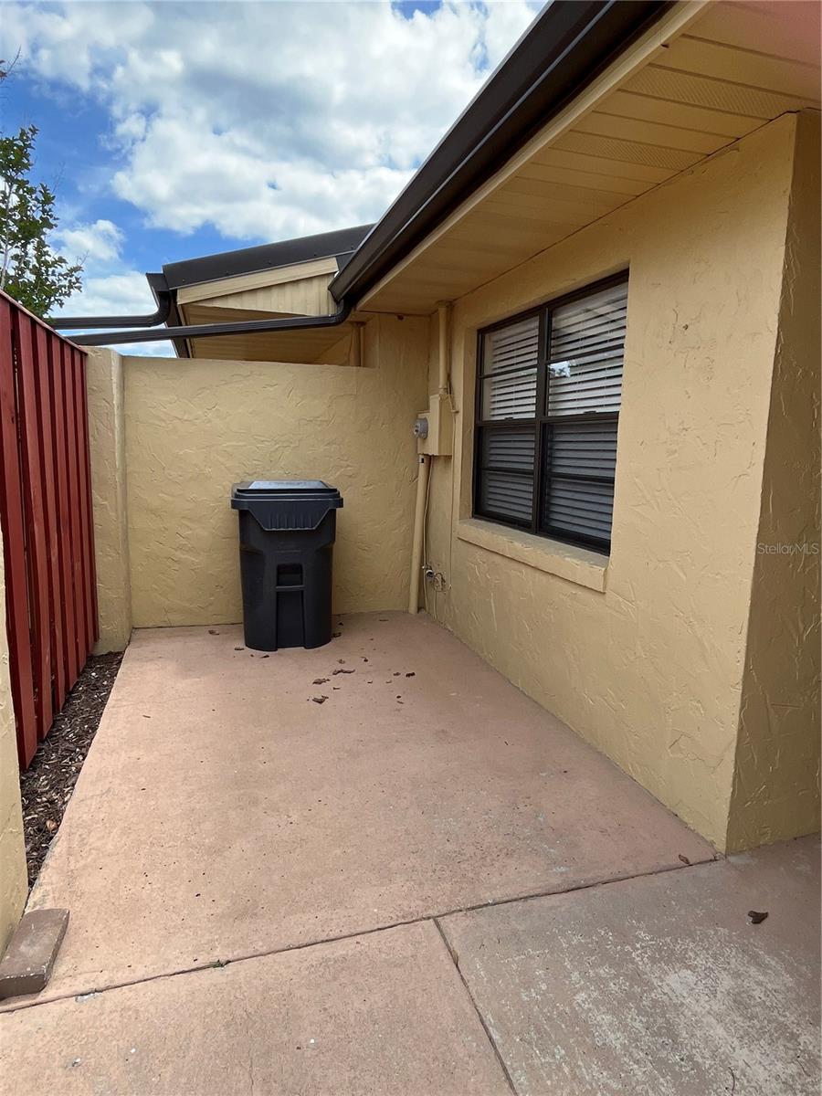 1052 MEDINAH DR, WINTER HAVEN, FL, 33884