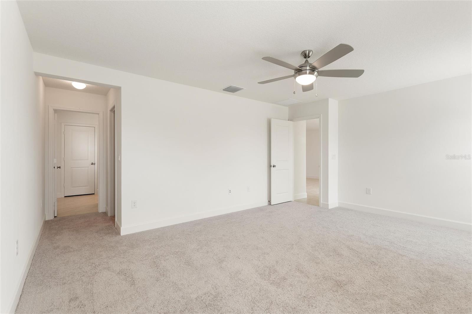 9239 WESTSIDE HILLS DR, DAVENPORT, FL, 33896