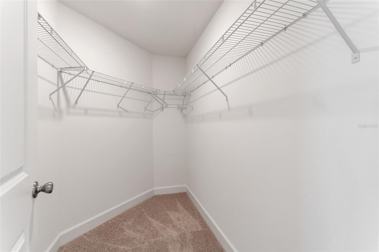 9239 WESTSIDE HILLS DR, DAVENPORT, FL, 33896