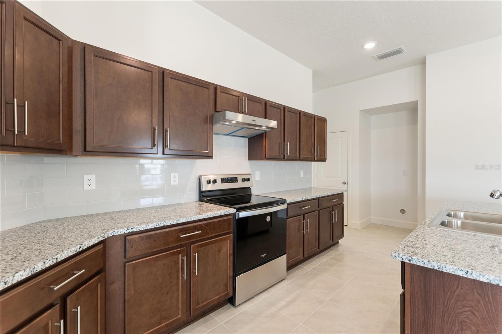 9239 WESTSIDE HILLS DR, DAVENPORT, FL, 33896