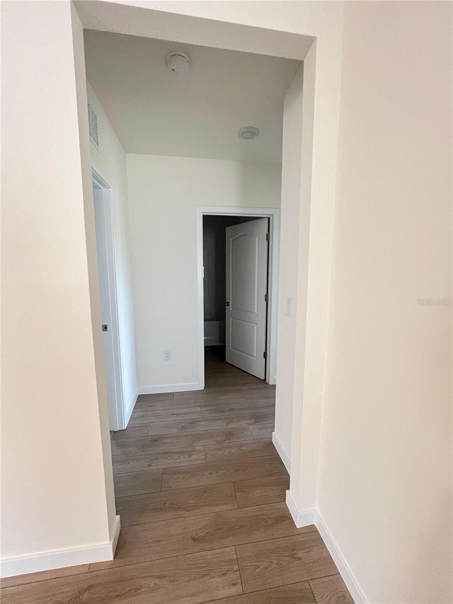 2085 WALNUT CREEK DR, KISSIMMEE, FL, 34744