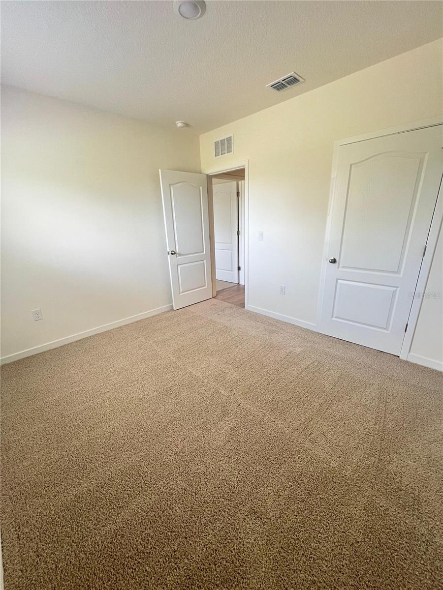 2085 WALNUT CREEK DR, KISSIMMEE, FL, 34744