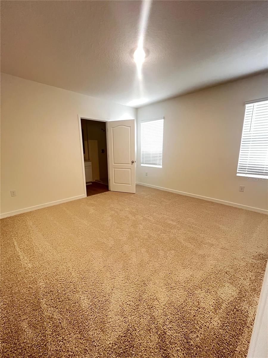 2085 WALNUT CREEK DR, KISSIMMEE, FL, 34744