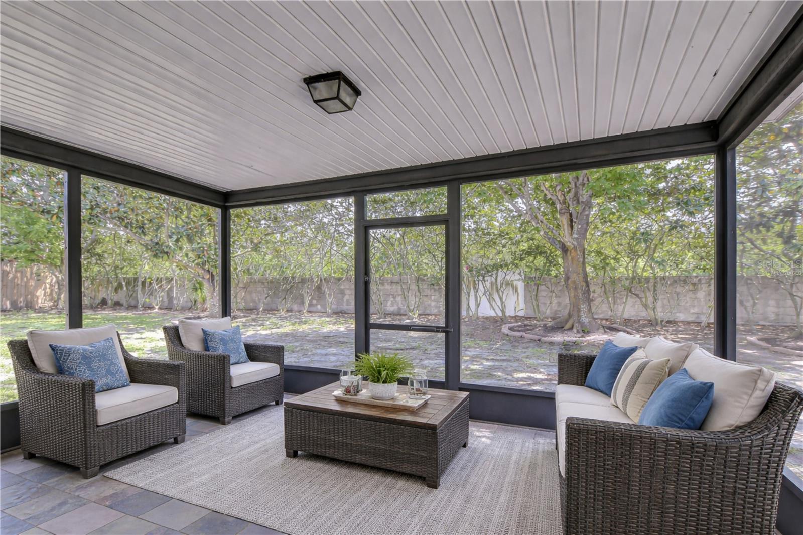 14902 SOUTHFORK DR, TAMPA, FL, 33624